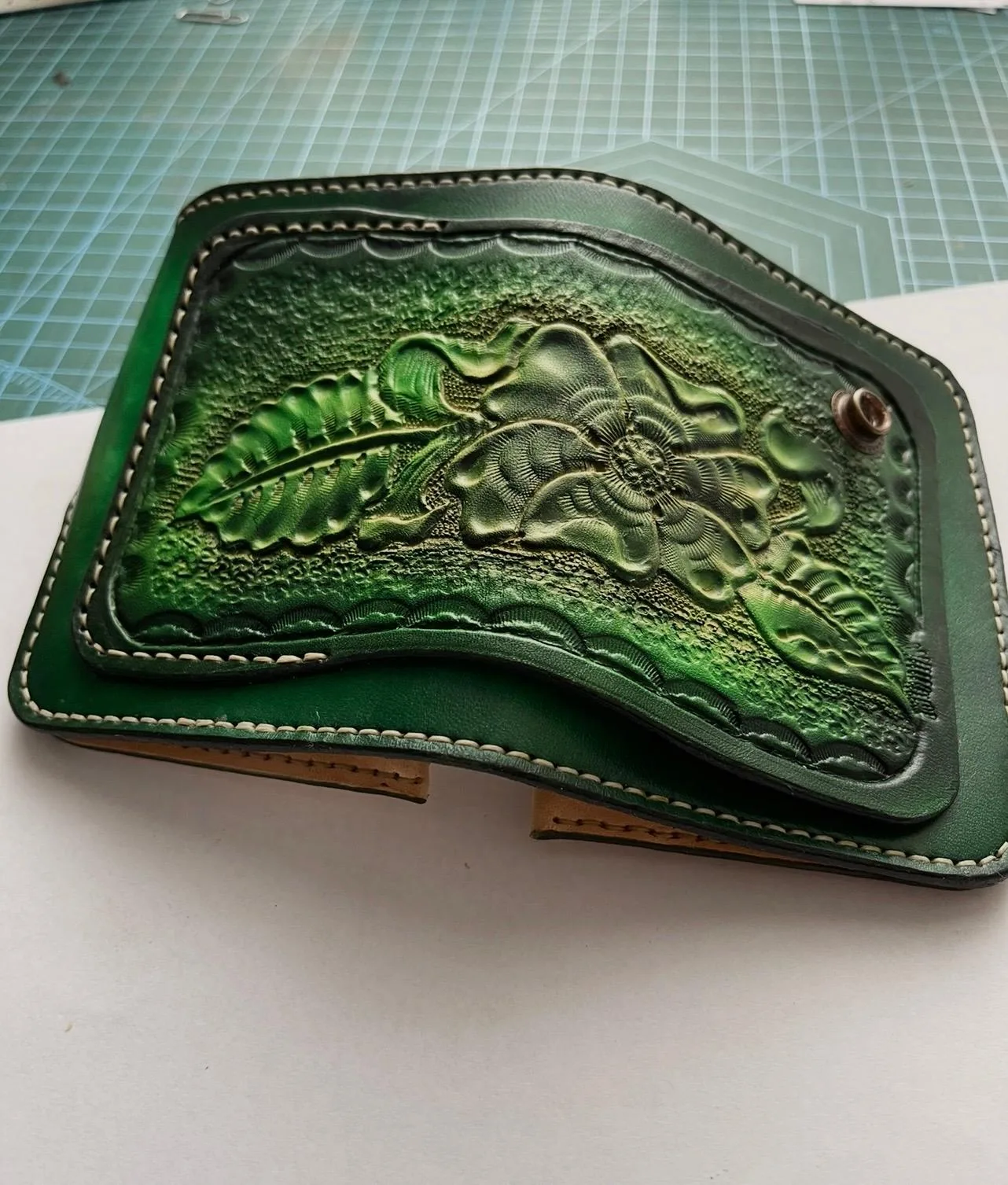 Tooled bifold wallet